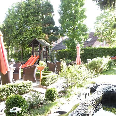 Hotel Garni Kroeger Wittmund Exterior photo