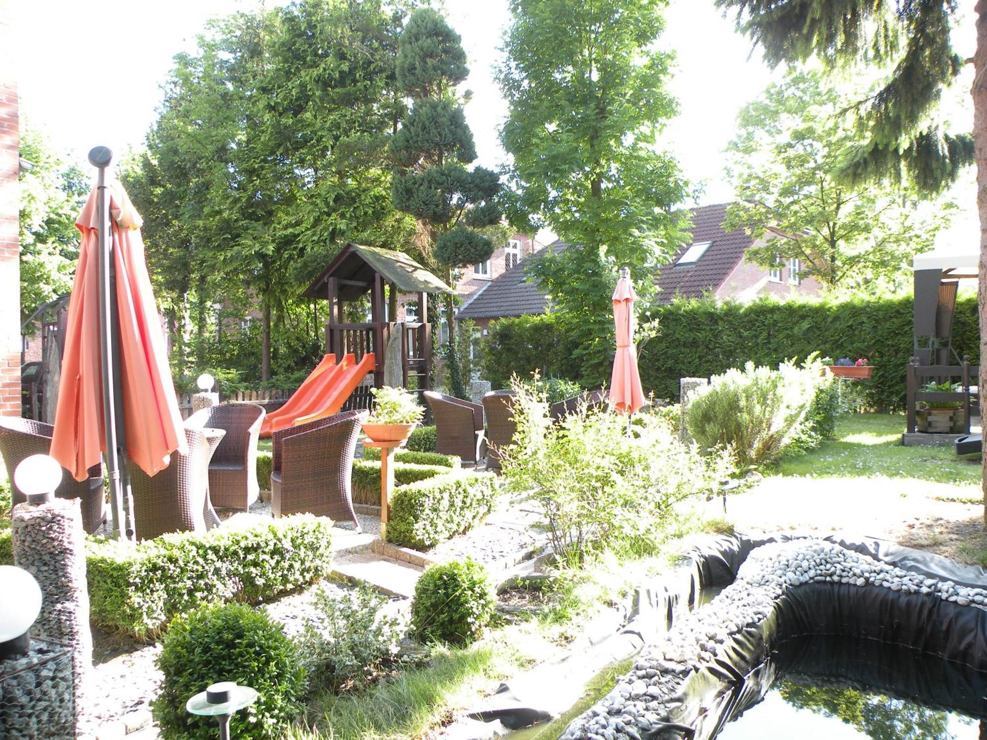 Hotel Garni Kroeger Wittmund Exterior photo